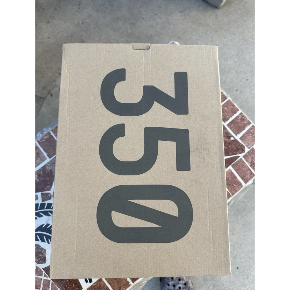 Yeezy Boost 350 V2 Synth Reflective - FV5666 - Picture 4 of 5